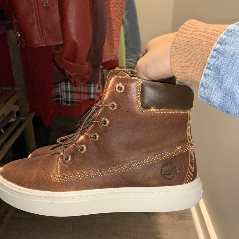 💛 Brown Timberlands 💛